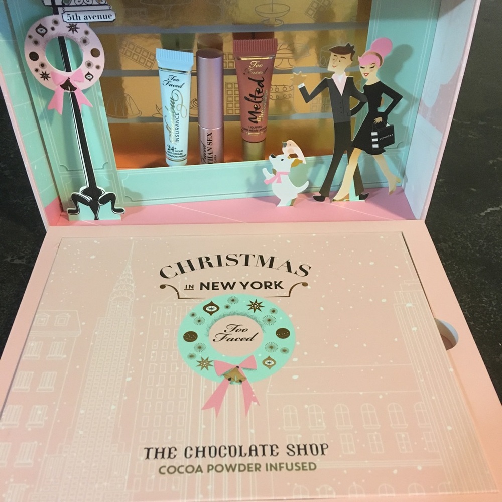 Christmas in New York TooFaced Holiday